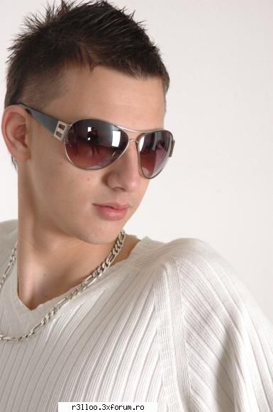 salut sunt dj la ma si le am cu descurc si cu alte detali pe :d....va astept:d :hi:  :d  :rotfl: dj